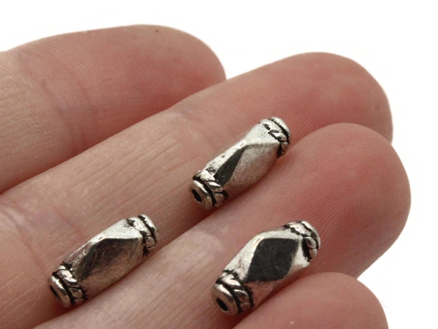 10 12mm Antique Silver Faceted Diamond Beads with Rim Beads