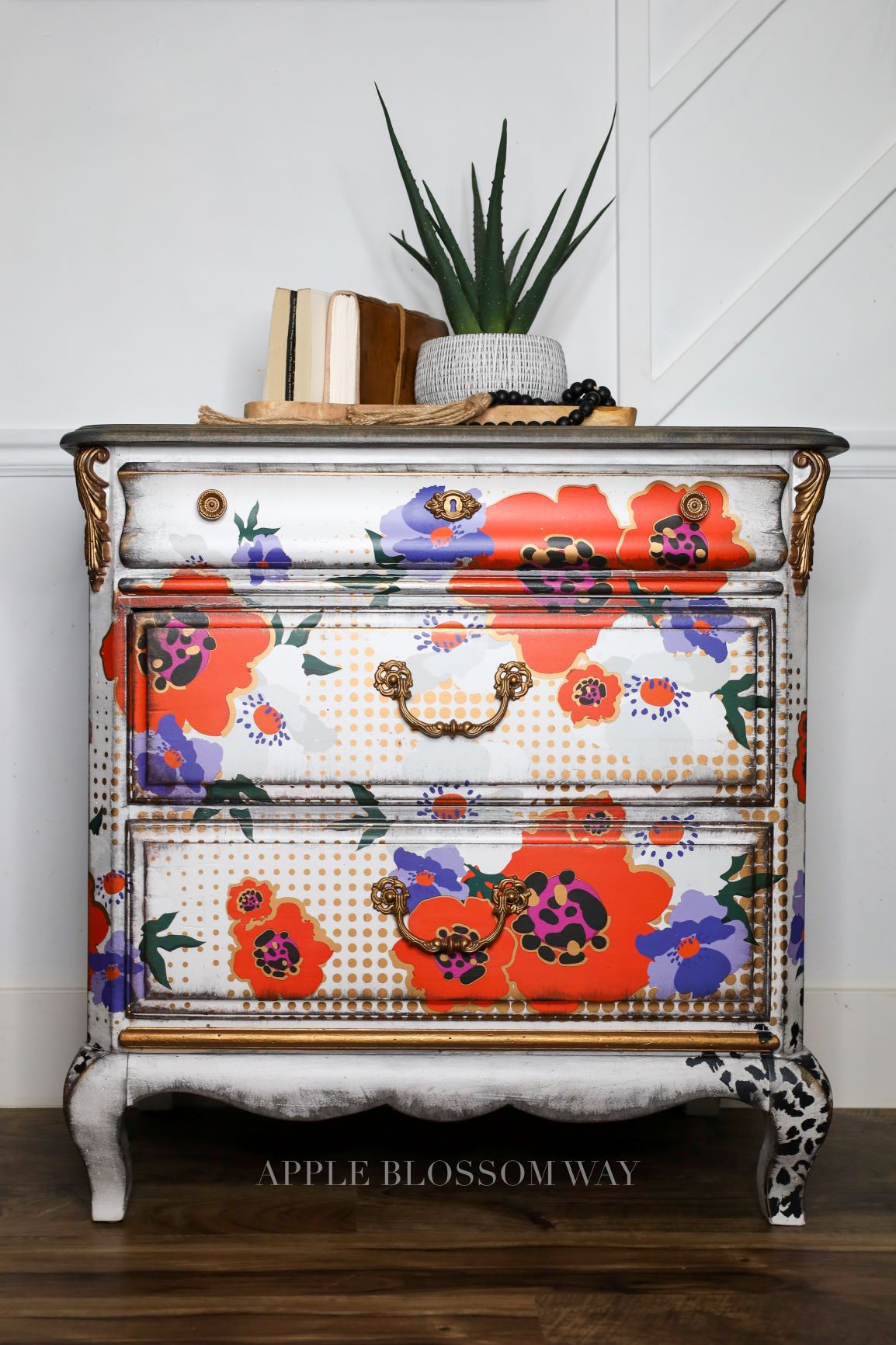 RedesignDecorTransfers®-CECEModernistFloral-Totalsheetsize24x35,cutto2sheets rub-ons