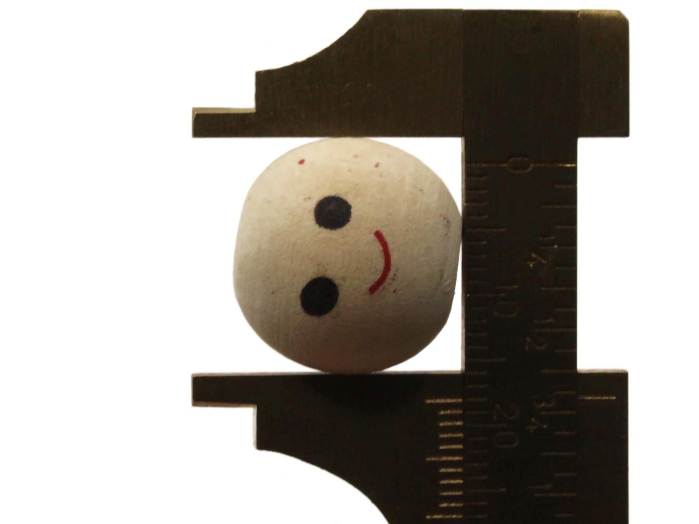 12 18mm Round Smiling Face Doll Head Natural Wooden Large Hole Beads