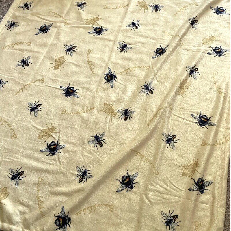 Bumblebees Plush Throw Blanket
