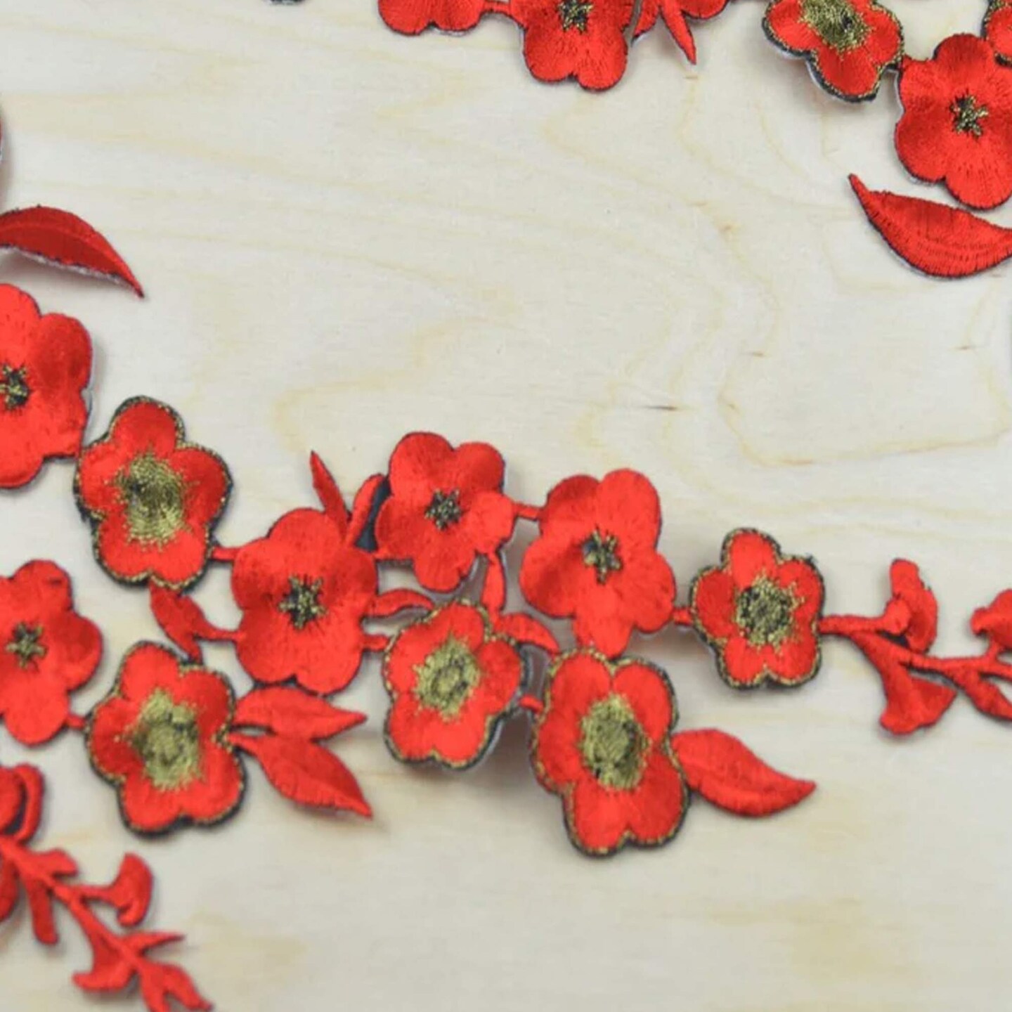2 Pieces Red Gold Floral Appliques Embroidered Iron-On Flower Patches for Dresses, DIY & Costumes
