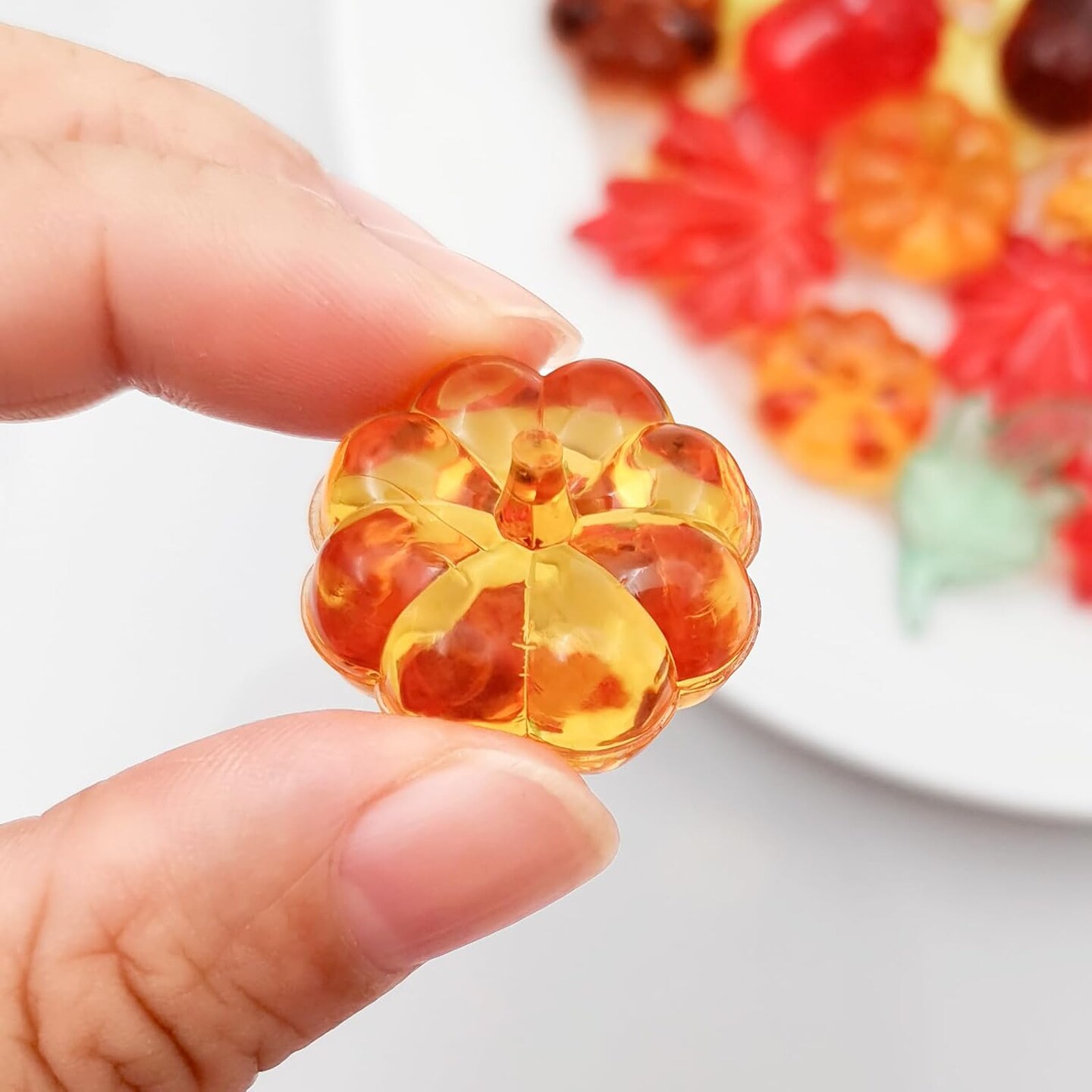 125 Pieces Fall Acrylic Pumpkin for Table Scatter