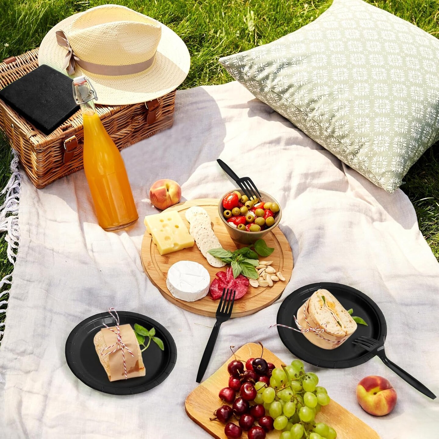 96 Pcs Party Plates, Black Paper Plates and Napkins, Disposable Tableware Set, Party Supplies
