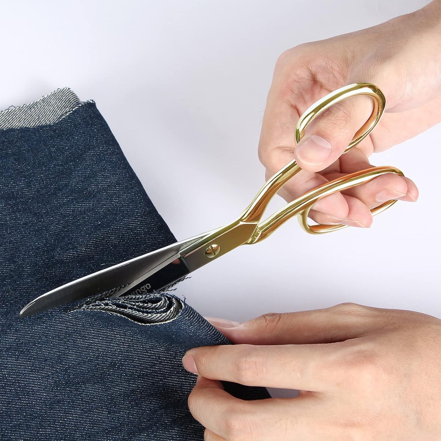 Professional 8-Inch Fabric Sewing Scissors – Heavy-Duty Forged Stainless Steel Tailor Shears with Sharp Bent Blades for Cutting Fabric, Leather, and Cloth – Classic Gold Design for Home and Dressmaking Use