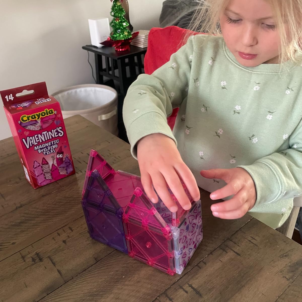 Crayola Magnetic Tiles, Building Set for Kids, Magnetic Blocks