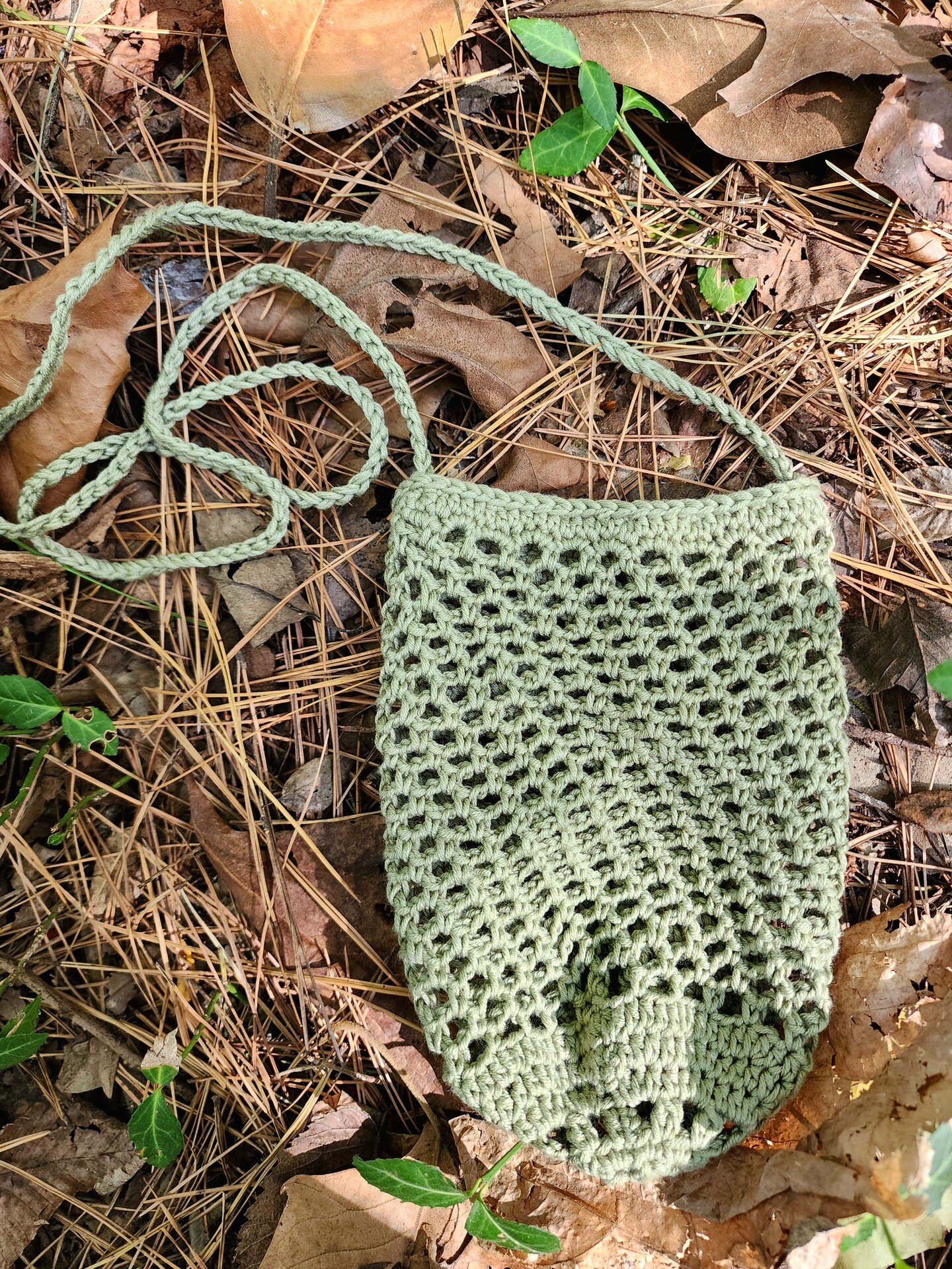 Hiking water bottle holder handmade from Egyptian cotton threads, water bottle crossbody holder, hydroflask sling bag - image10