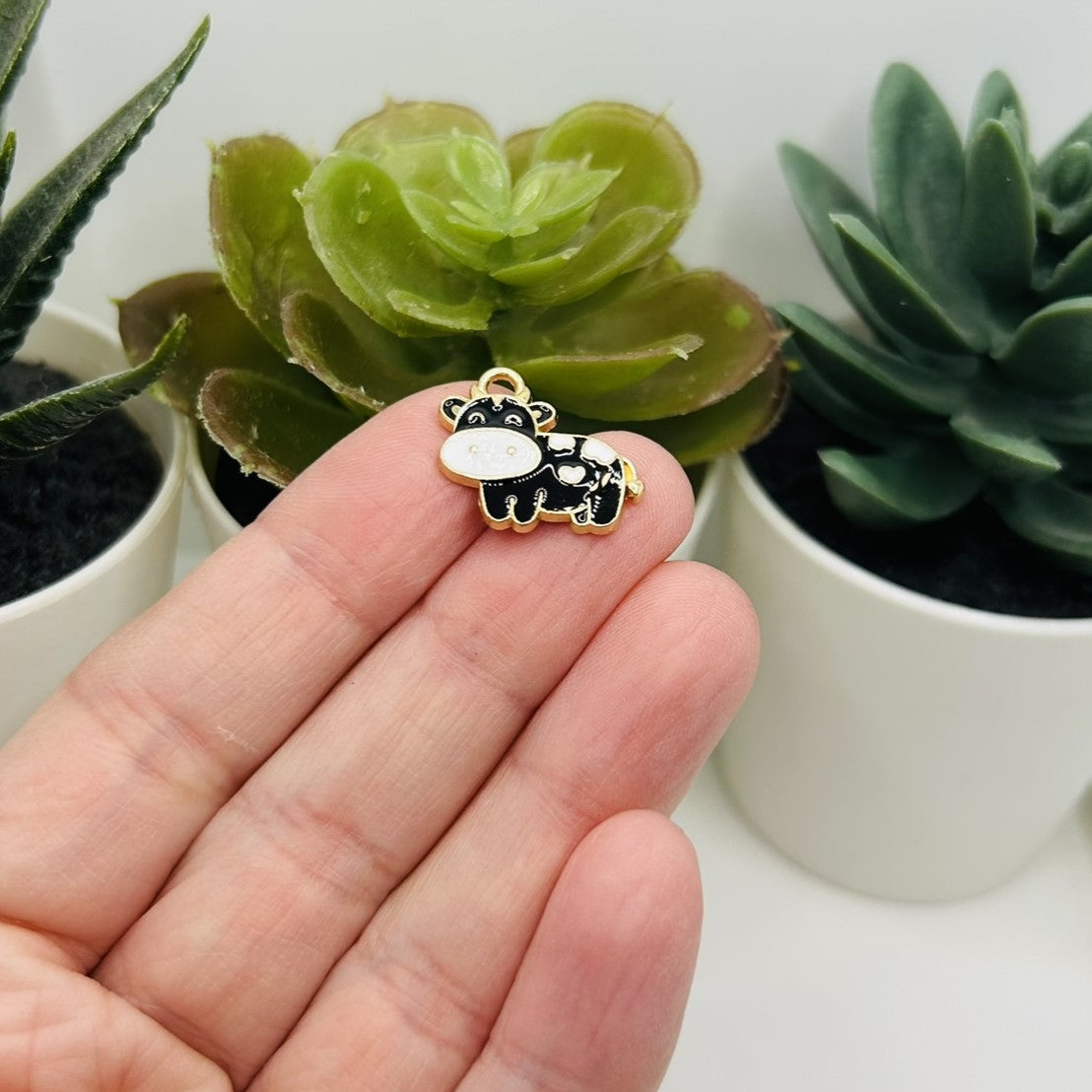 1, 4, 20 or 50 Pieces: Black Enamel Cow Charms