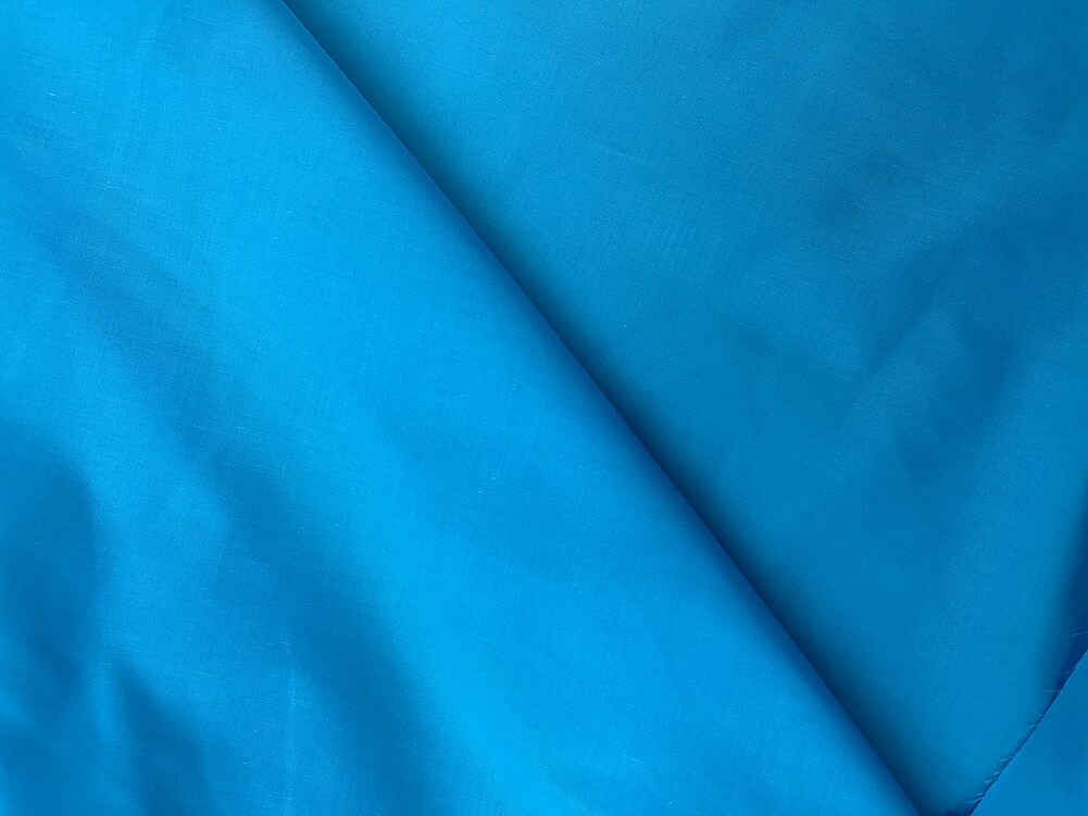 1 Yard Turquoise Soft Poly Cotton Fabric, 58/59&#x22; Wide Lightweight Material for Sewing