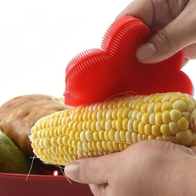 Norpro Silicone Dish Scrubbing Sponge / Vegetable Scrubber Brush - Red Flower Shaped