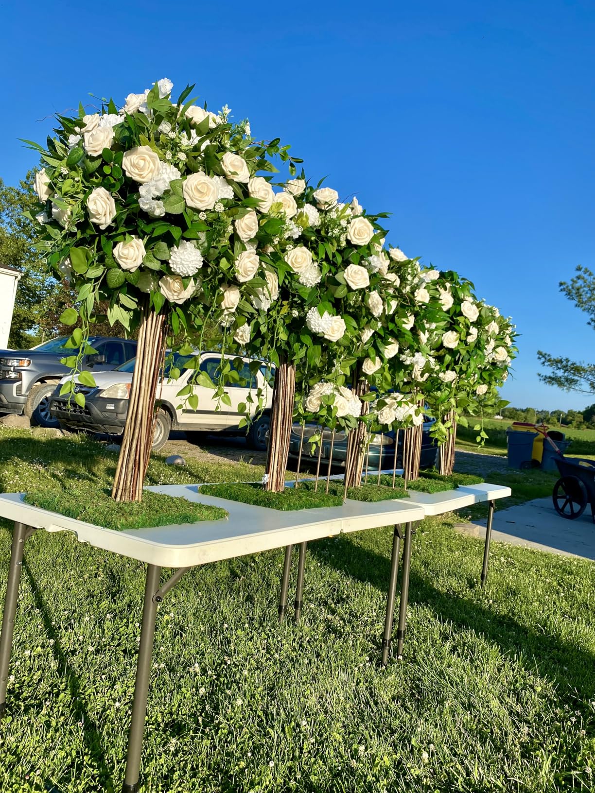 25pcs Fake Ivory White Roses Artificial Rose Heads with Stems Lifelike Foam Flowers DIY Wedding Bouquets Wedding Party Decor