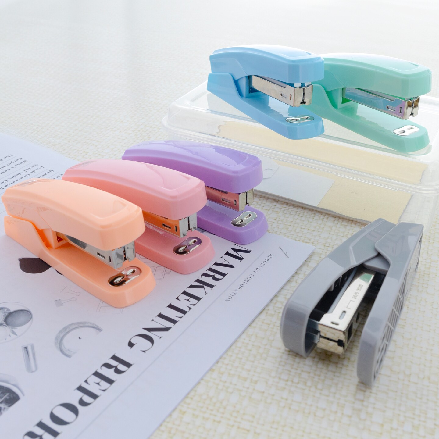 BAZIC Standard Stapler Pastel Color (26/6)