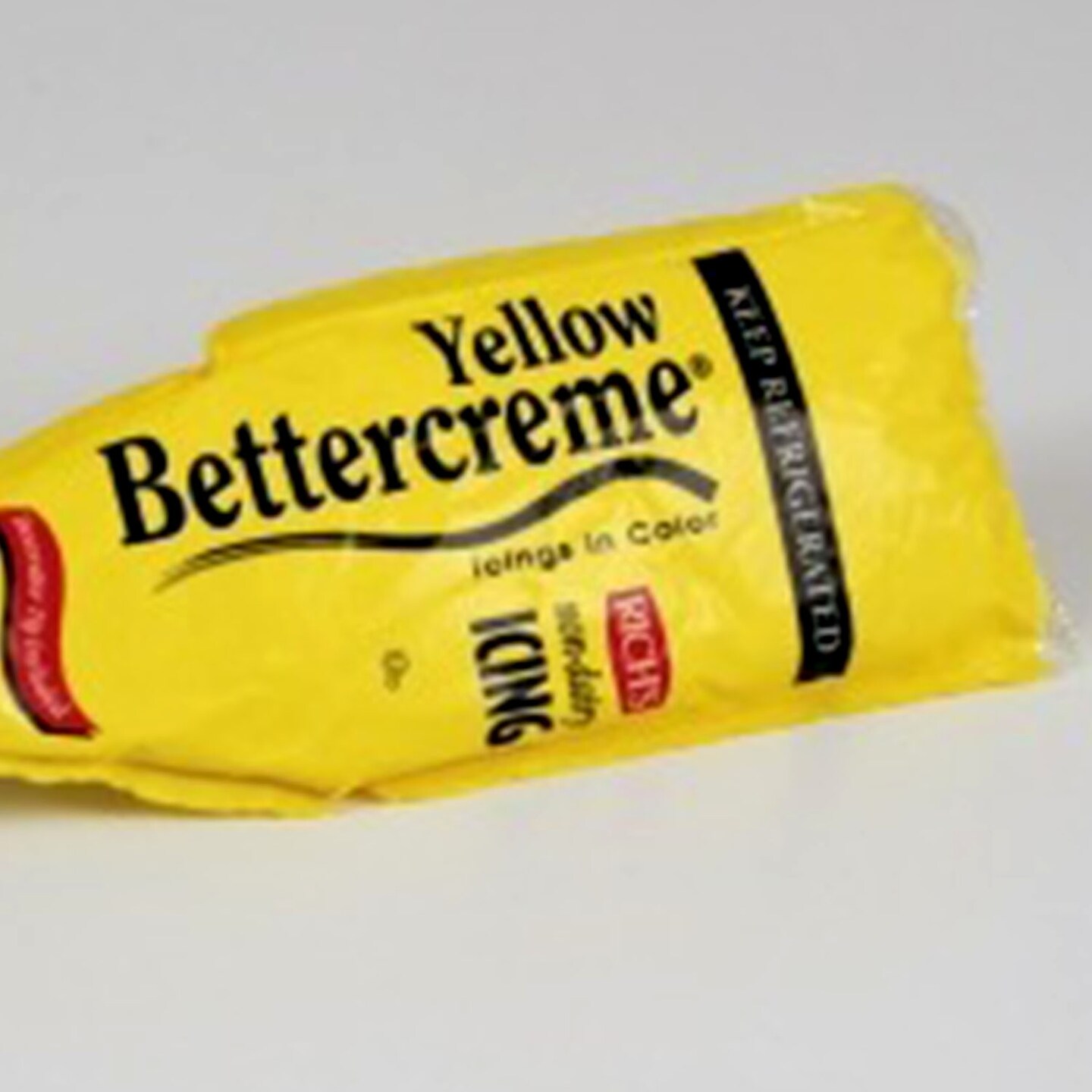 12 Ounce Rich Bettercreme Pre Whipped Yellow Icing 15 Per Case.