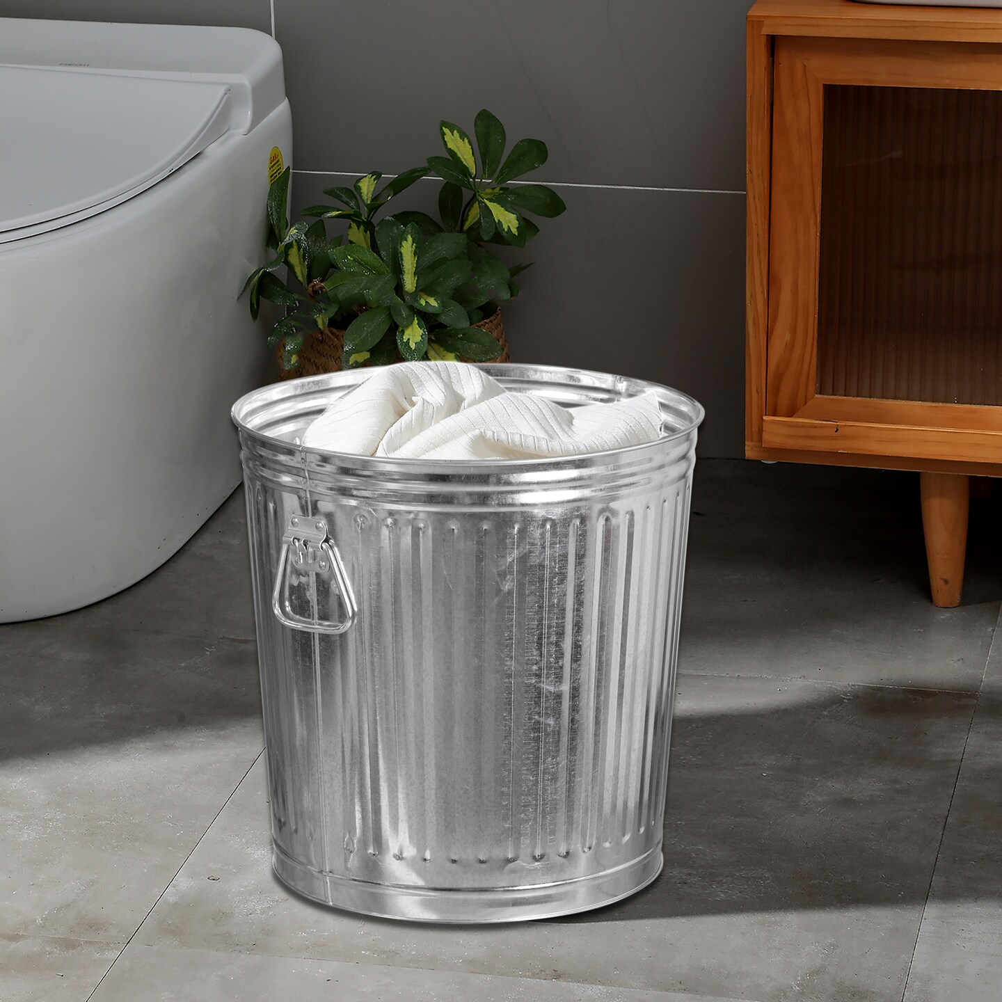 Gardenised Round Galvanized Steel, Trash Can with Lid - Durable Metal Bucket for Backyard, Lawn, Garden and Yard Use - Weather-Resistant Garbage Can for Indoor and Outdoor