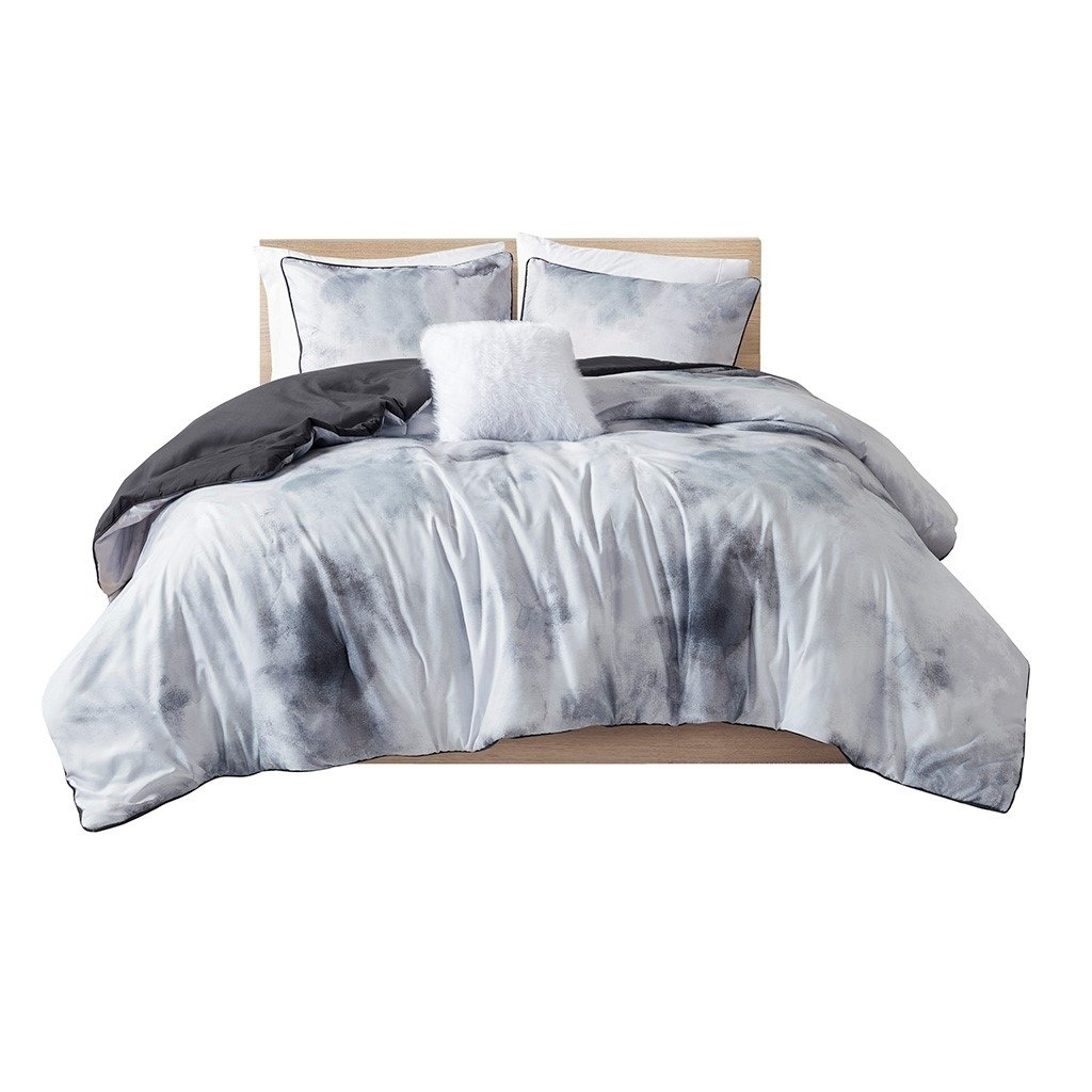 Gracie Mills Orion Dreamscape Watercolor Tie Dye Comforter Set With Cozy Throw Pillow - Grace-14069