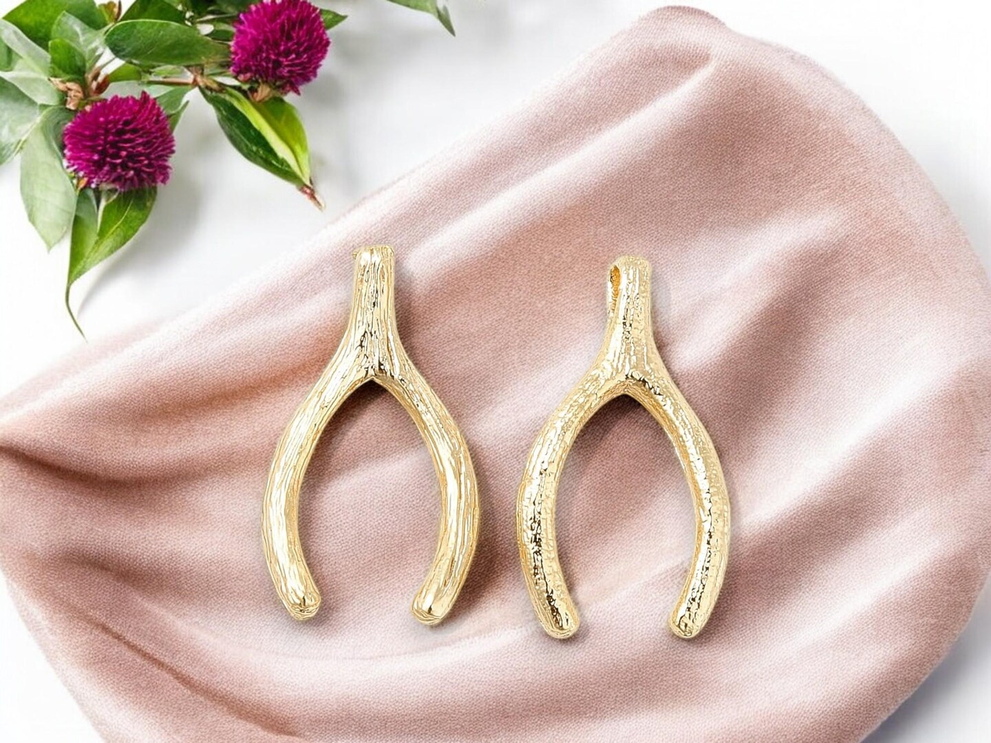 *5* 17x9mm 18k Gold Plated Brass Wishbone Charms