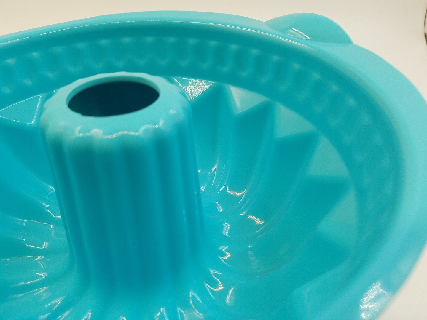 Bundt Cake Pan Silicone Mold