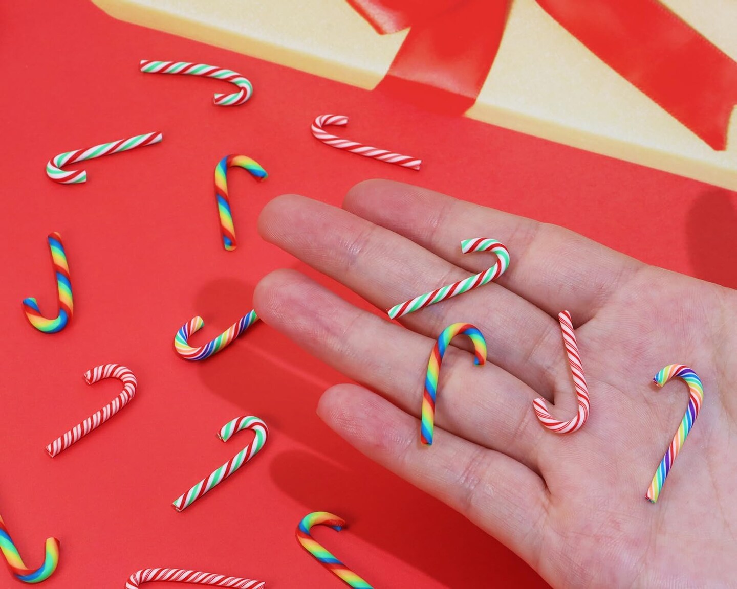 40Pcs Mini Christmas Candy Cane Decorations No Hole Miniature Fake Polymer Clay Candy Canes Charms Embellishments for Craft Gift Party Decor Supplies (Mixed Color)