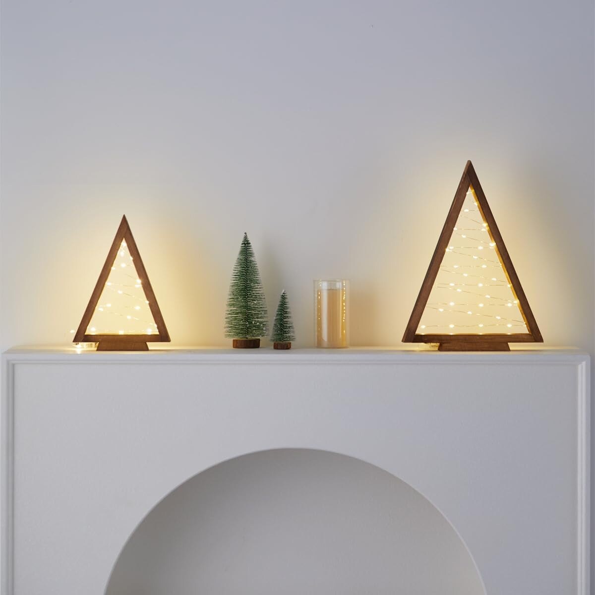 Wood Christmas Tree with Lights, Modern Farmhouse Lighted Tabletop Christmas Tree for Home Table Fireplace Mantle Shelf Decor, Christmas Holiday Decorations Set of 2 (Large 13.3&#x22; &#x26; Small 9.8&#x22;)