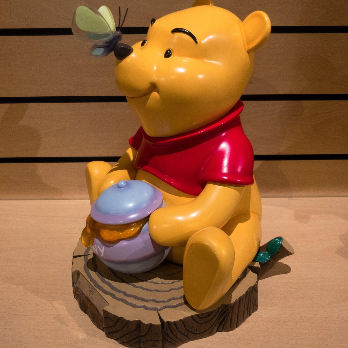 Disney Winnie the Pooh Master Craft Table Top Statue