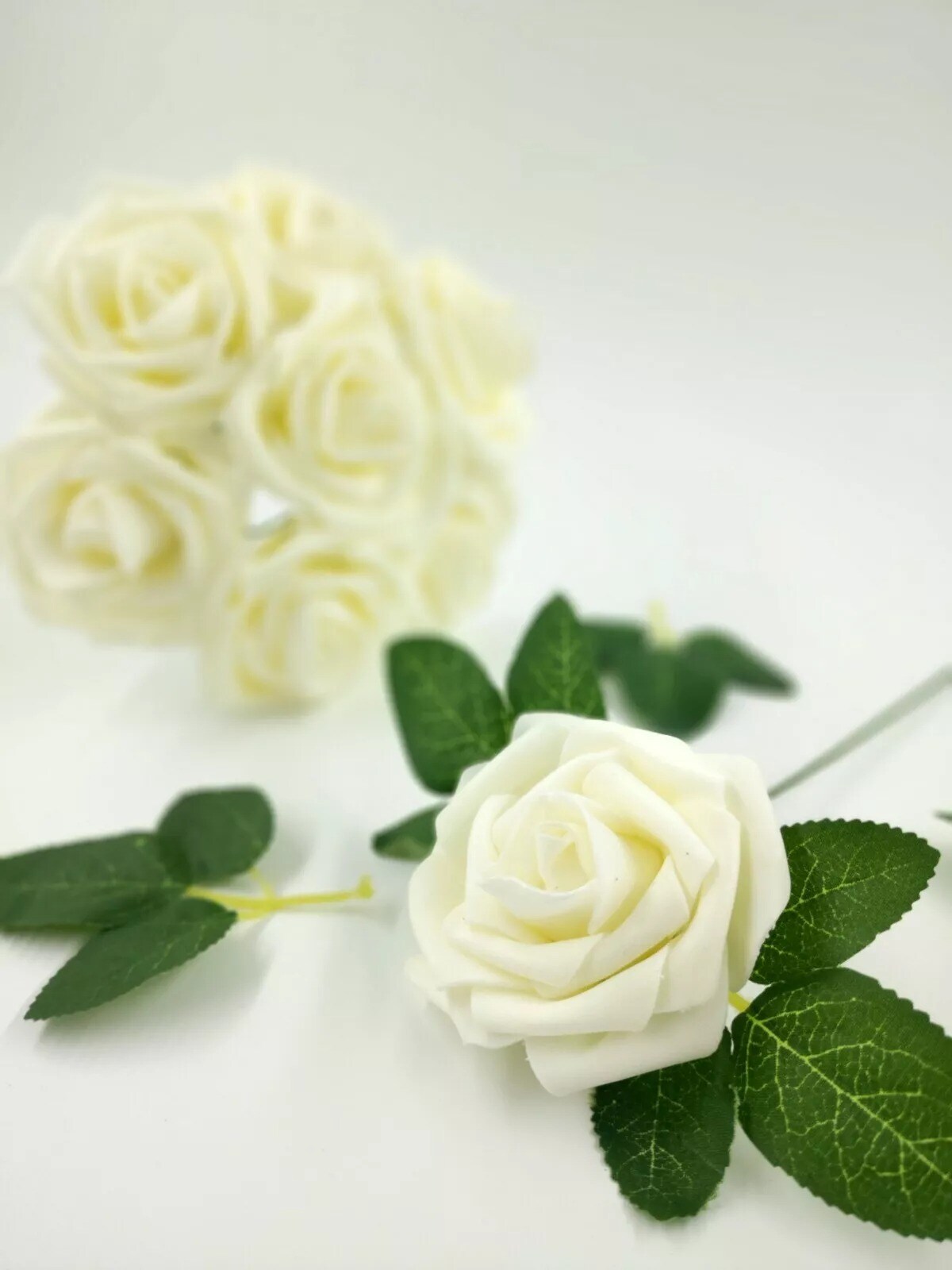 25pcs Artificial Flowers Real Looking Foam Roses Decoration DIY