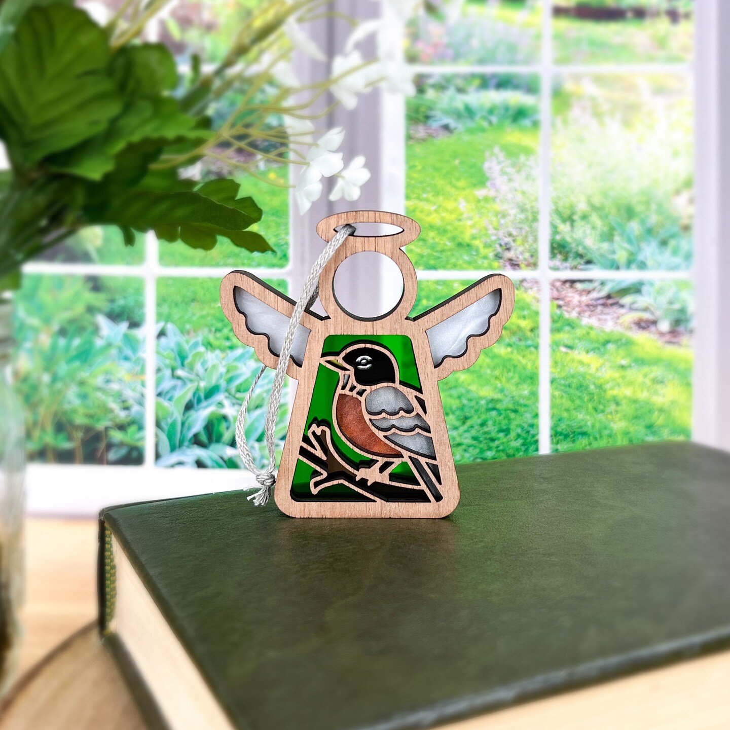 3.5&#x22; American Robin Ornament - Handcrafted in Texas - Mother&#x27;s Angels&#xAE; Figurine - Mother&#x27;s Day Gifts