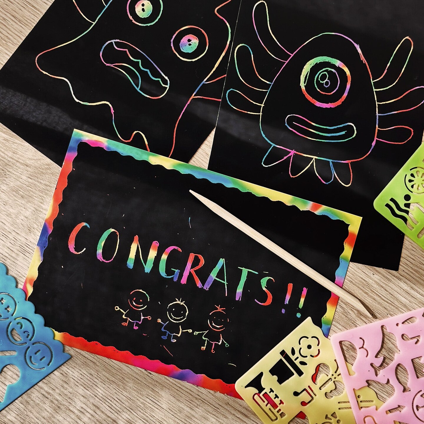Wrapables DIY Rainbow Magic Scratch Arts Set, 50 Sheet Scratch Art Paper with 4 Stencils and 5 Styluses