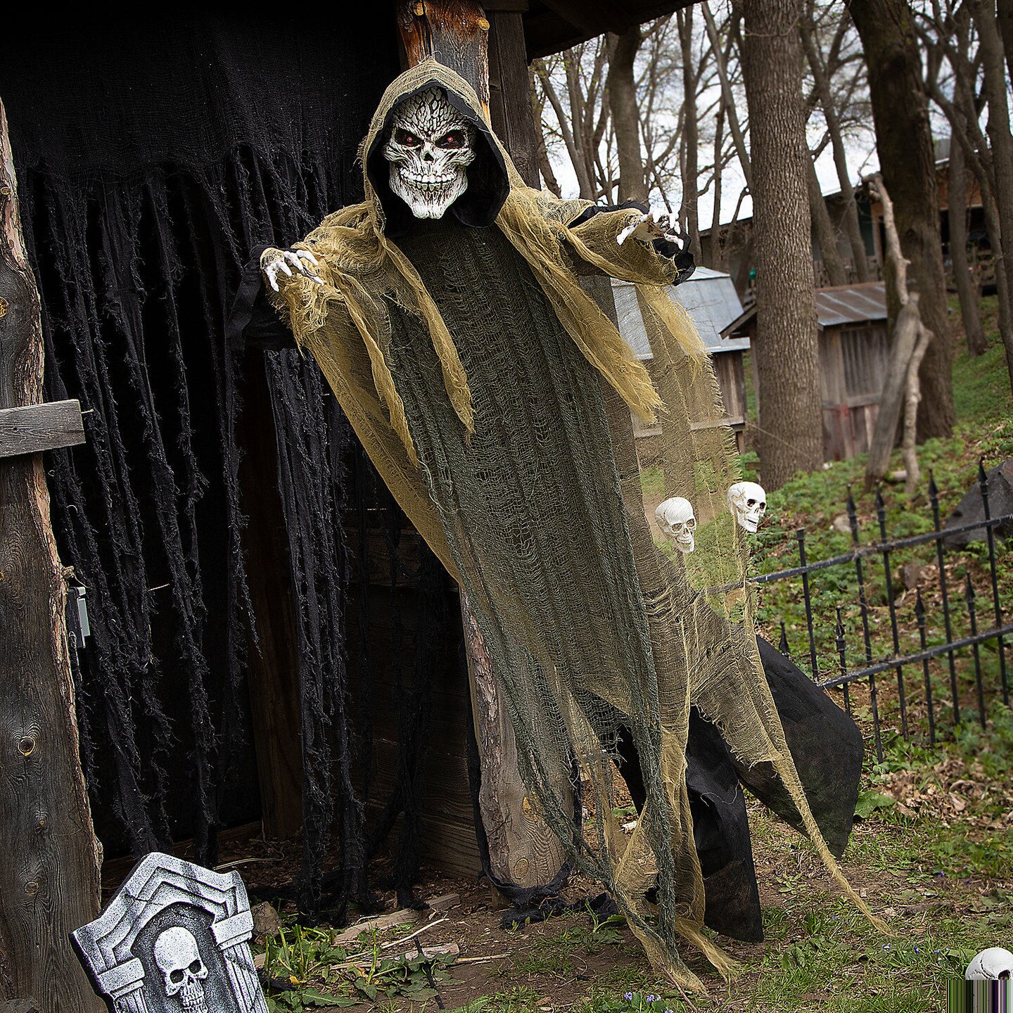 Animated Grim Reaper Hanging Decoration 35 1/4&#x22; x 6 Ft