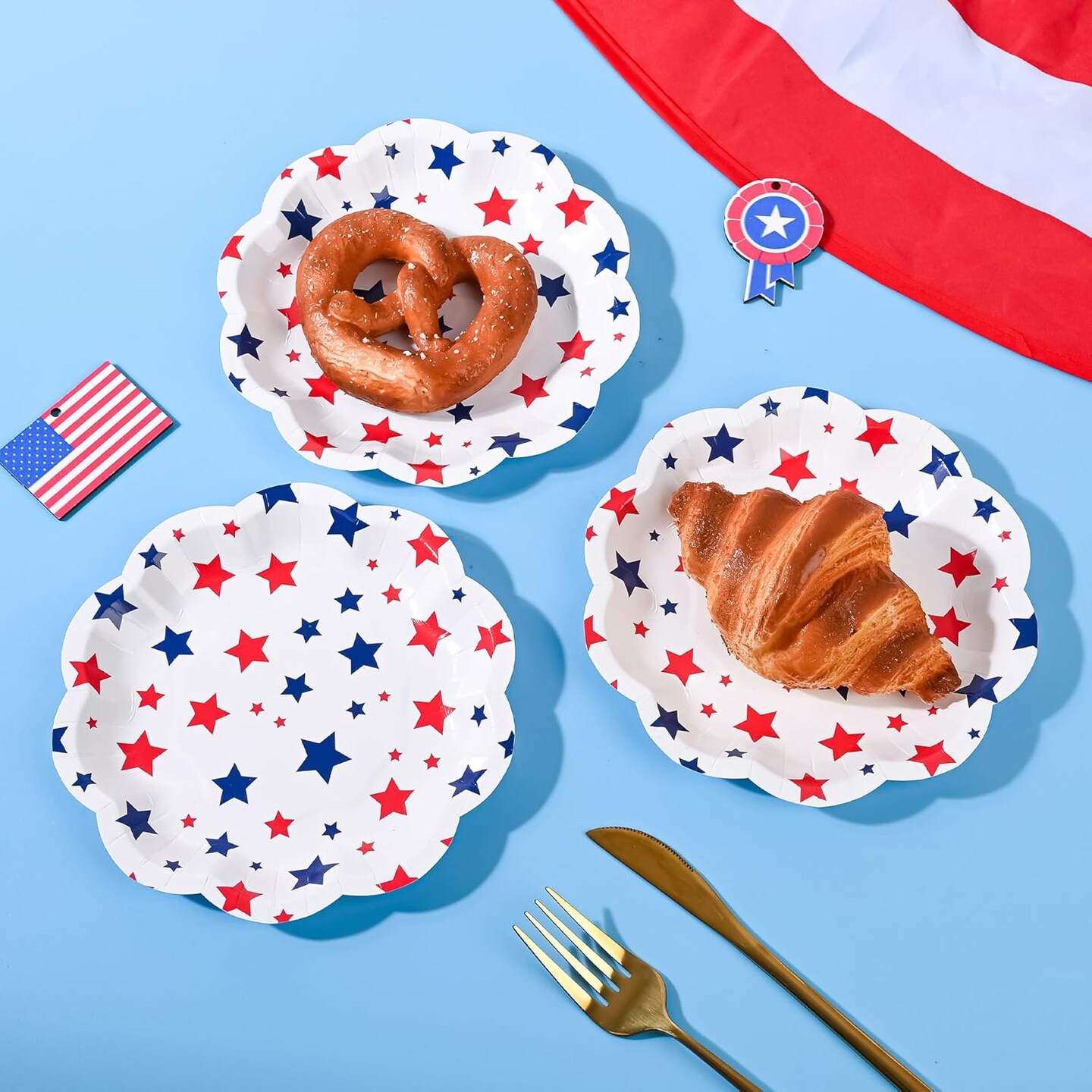 24Pcs Patriotic Star Paper Plates Red Blue Stars Disposable Party Plates 7" 4th of July Scalloped Small Dessert Plate for Independence Day Memorial USA Themed Party Supplies (24)