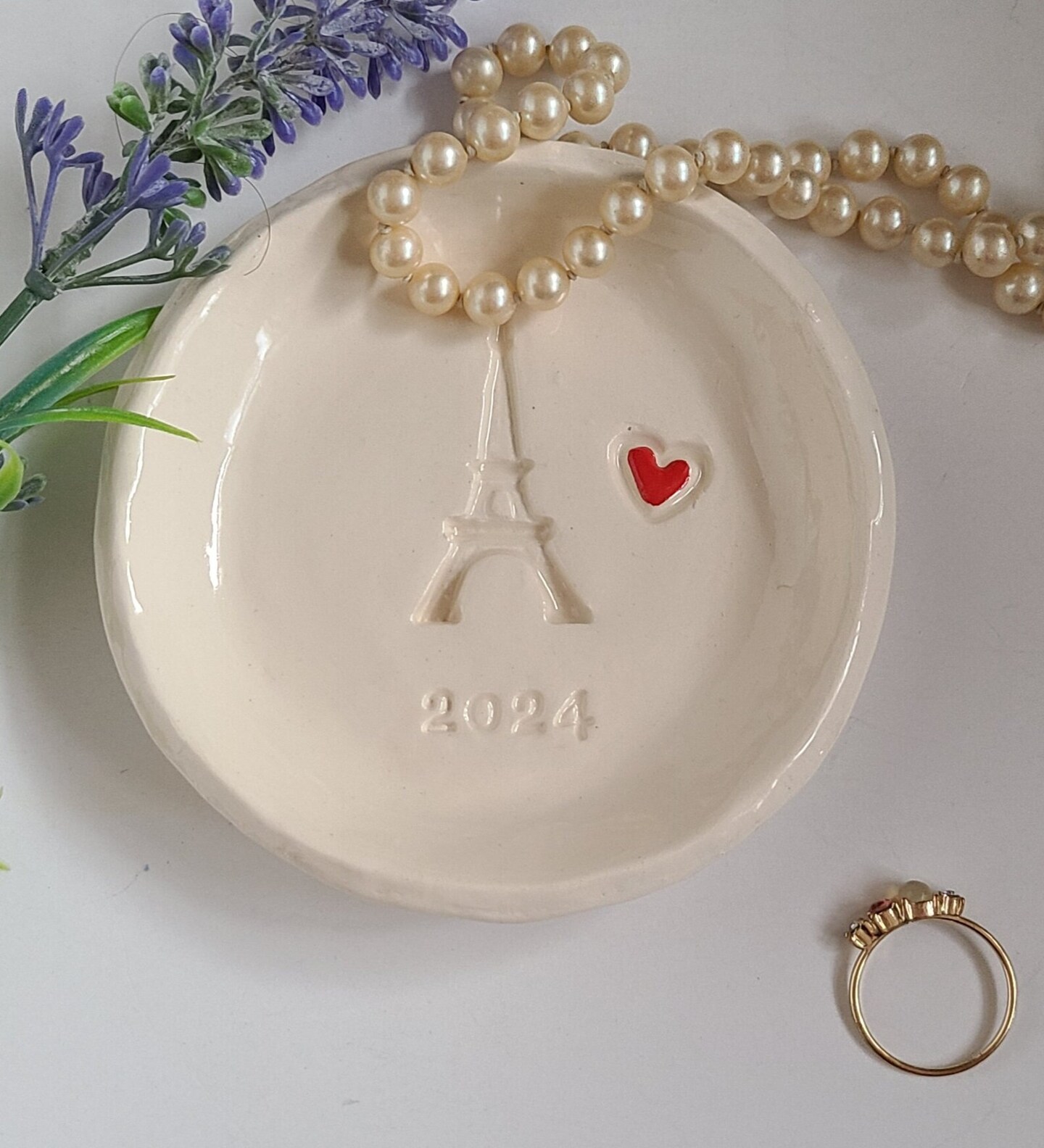 gold eiffel tower ring dish