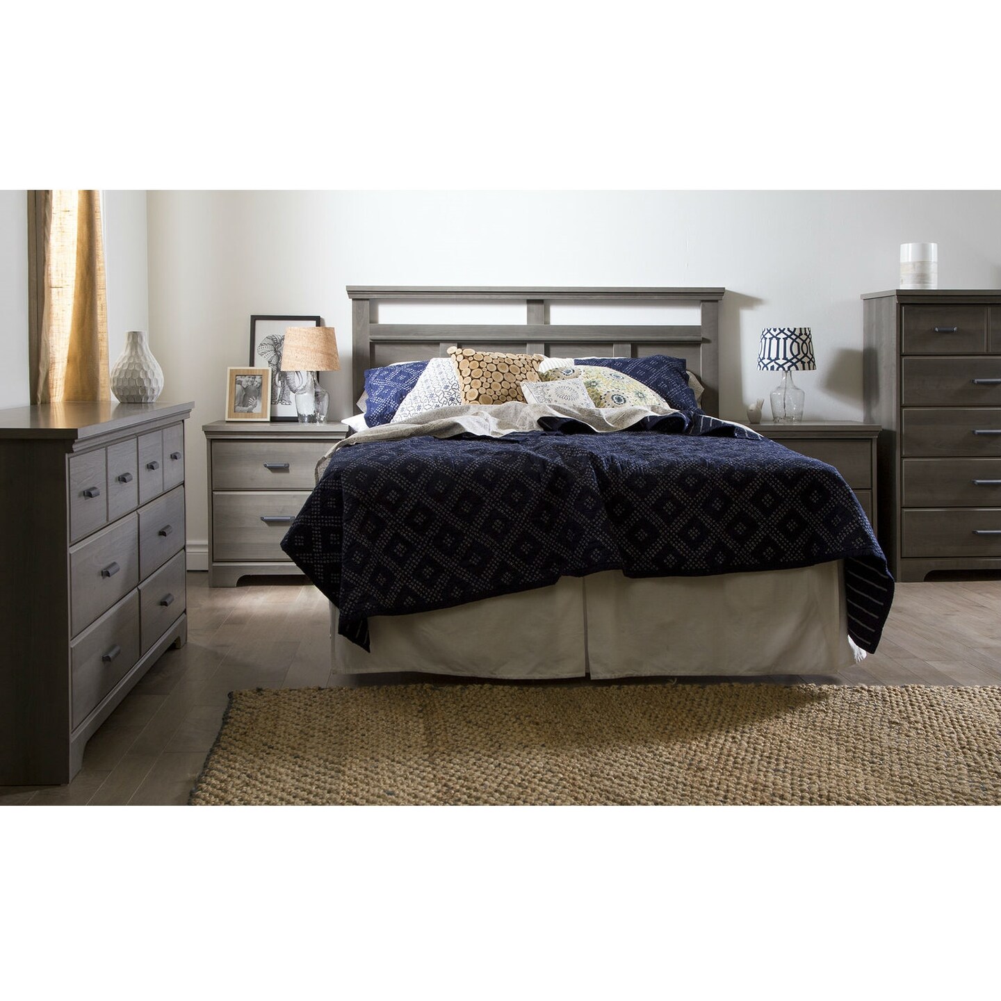 2-Drawer Bedroom Nightstand Gray Maple Wood Finish with Matte Black Handles