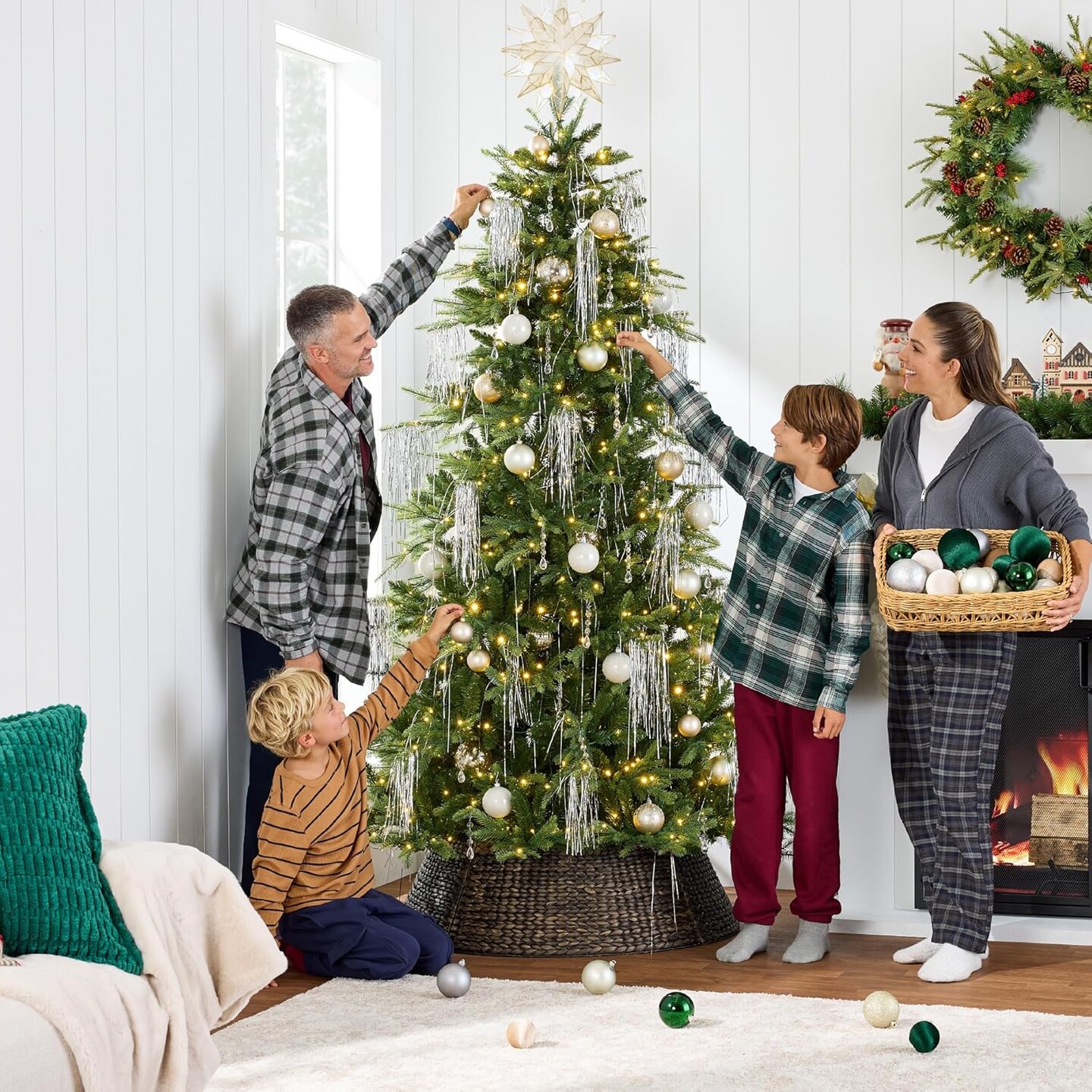 Aspen Noble Fir Christmas Tree, Realistic Full Shape with 700 Micro White & Multicolor LED Lights for Decoration and Events