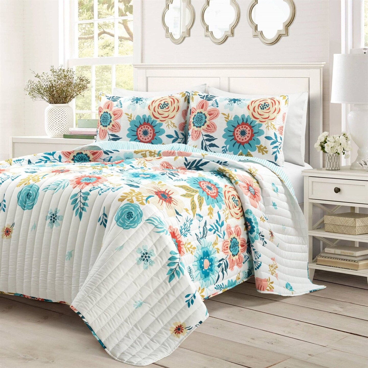 Teal Blue Pink White Polyester 3-Piece Reversible Floral Quilt Set