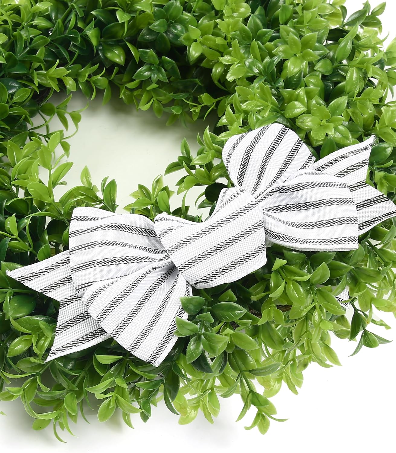 18&#x22; Faux Round Boxwood Wreath, Artificial Boxwood Wreath Front Door Wreaths Artificial Spring Summer Greenery Hanging with A Plaid Bow and sash for Front Door Wall Hanging Window Wedding Decor