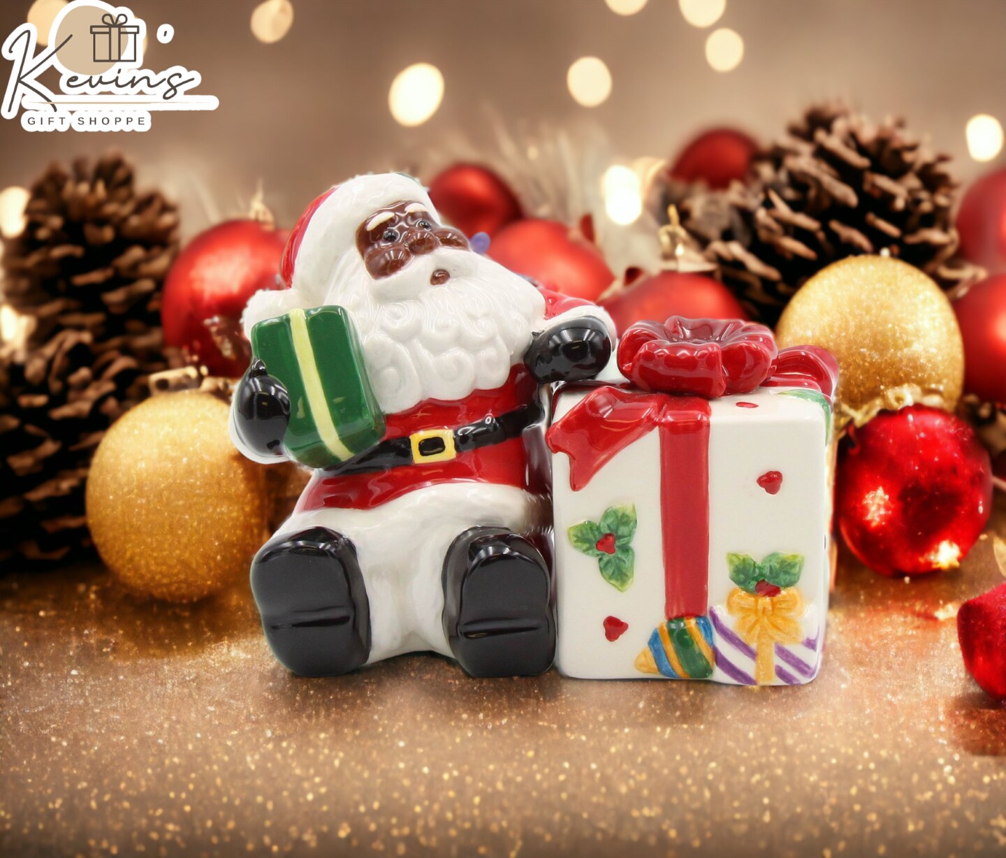 Ceramic African American Santa With Gift Salt And Pepper Shakers, Home D&#xE9;cor, Gift for Her, Gift for Mom, Kitchen D&#xE9;cor, Christmas D&#xE9;cor
