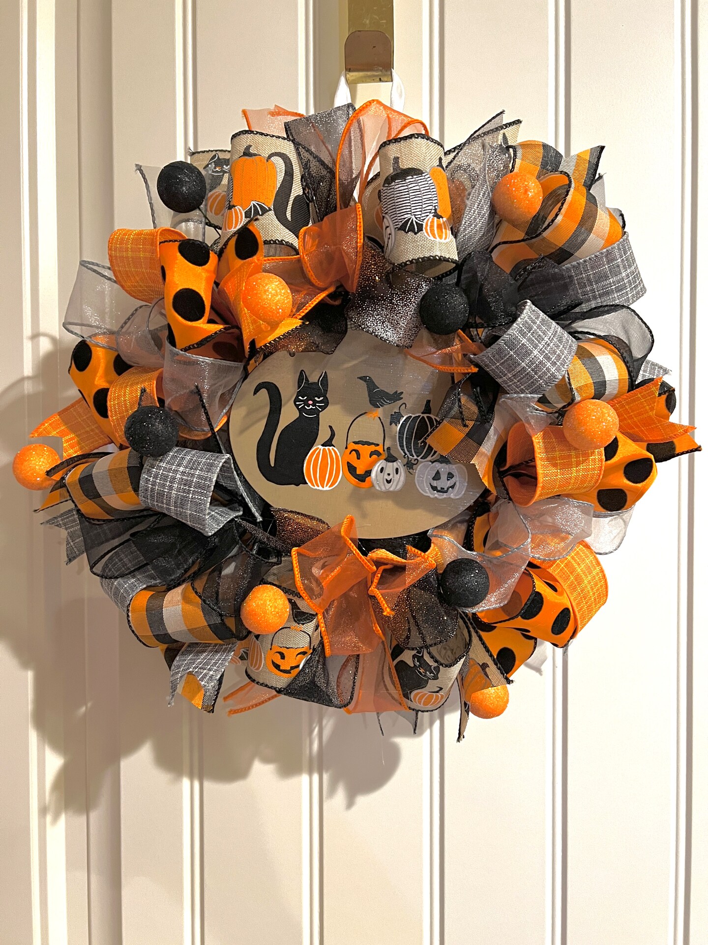 Handmade 13 inch Halloween Ribbon Wreath Black Cat MW6