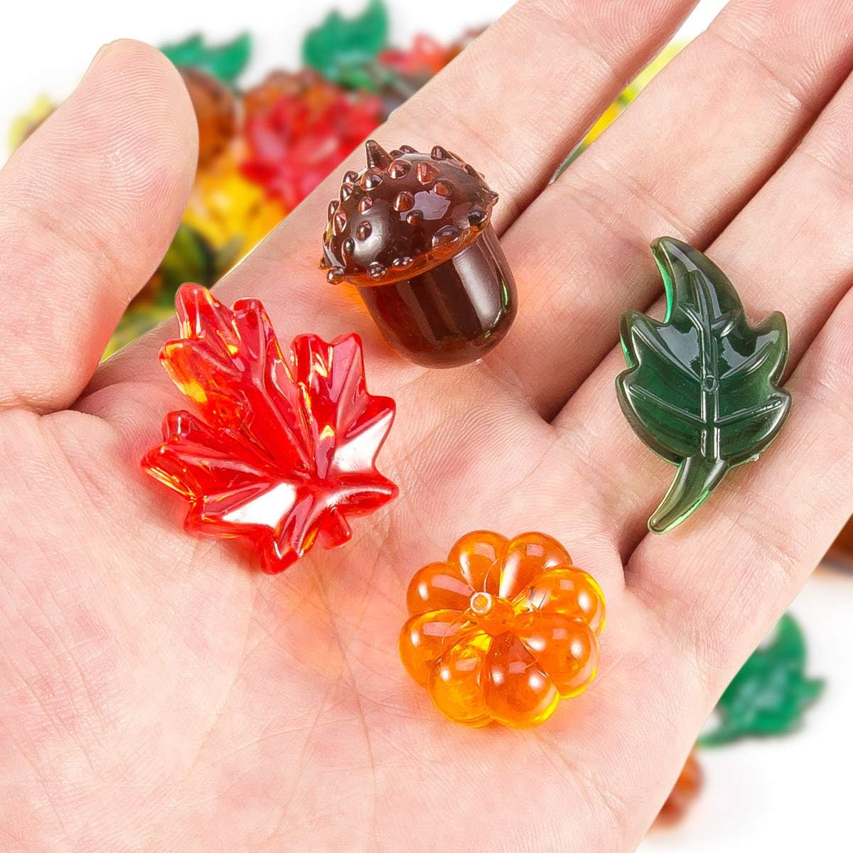 84 Pieces Acrylic Leaves Mini Acrylic Pumpkin Maple Leaves - 5 Colors