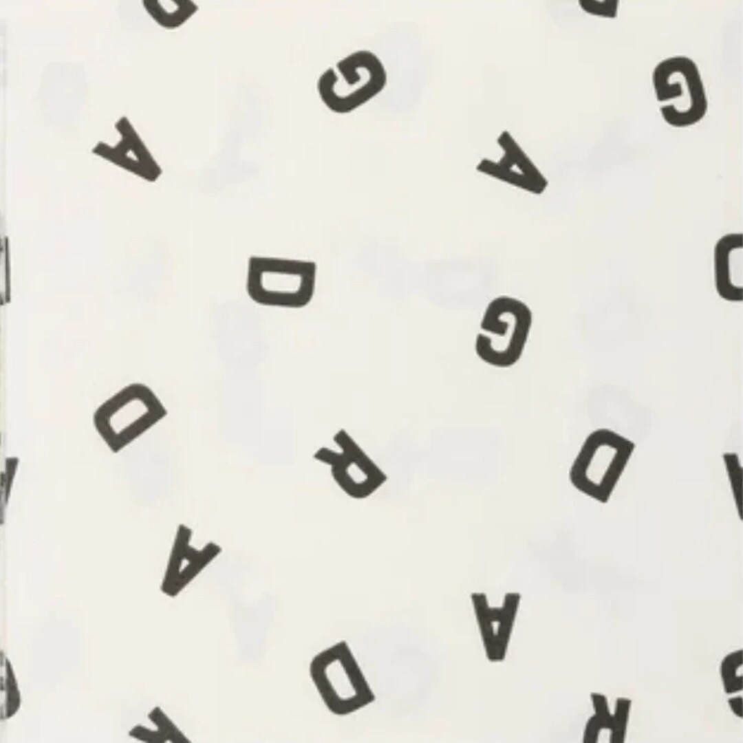 GRAD Letters Scalloped Cocktail Napkins, Graduation Party Decor, 24-Pack Beverage Dessert Napkins