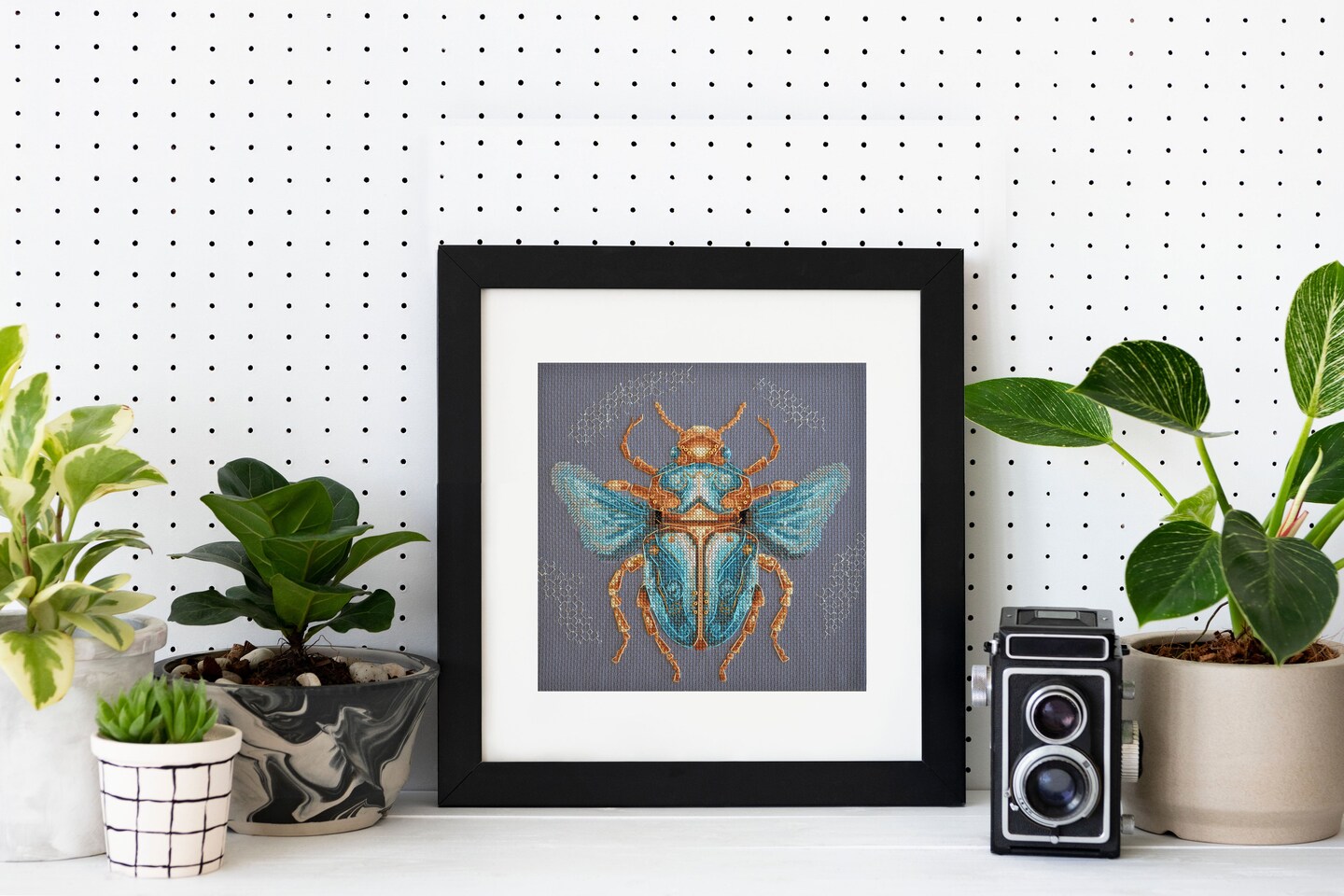 Counted Cross-stitch kit - Artifact of time