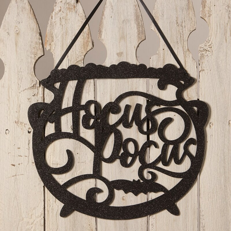 HOCUS POCUS CAULDRON WALL HANGING