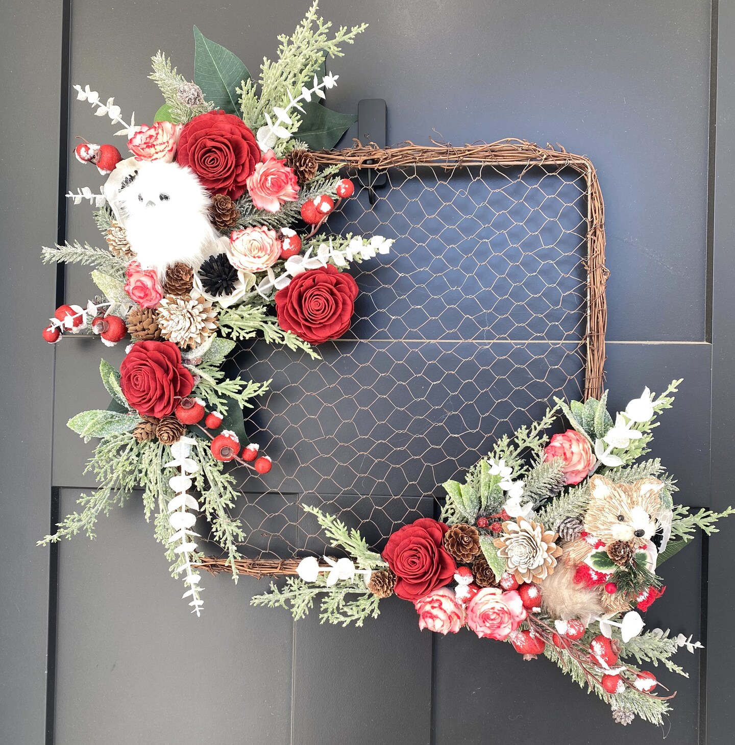 Chicken Wire Wreath with Sola Wood Flowers