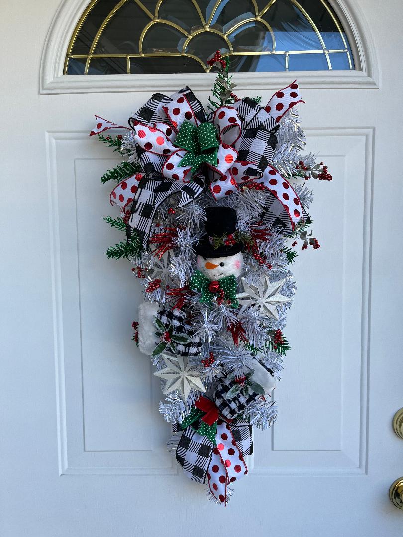 Christmas Wreath, Christmas Swag, Winter swag, authentic Winter Wreath, Front Door Wreath