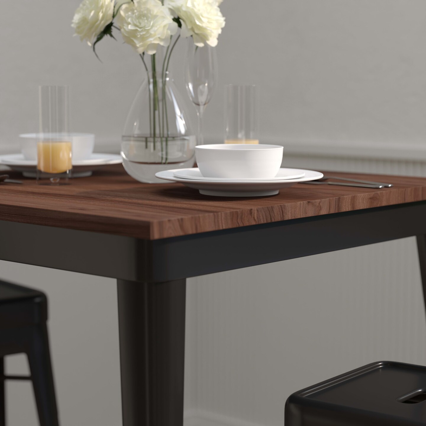Merrick Lane Ardennes 31.5 Steel Indoor Contemporary Table With Square Rustic Wood Top