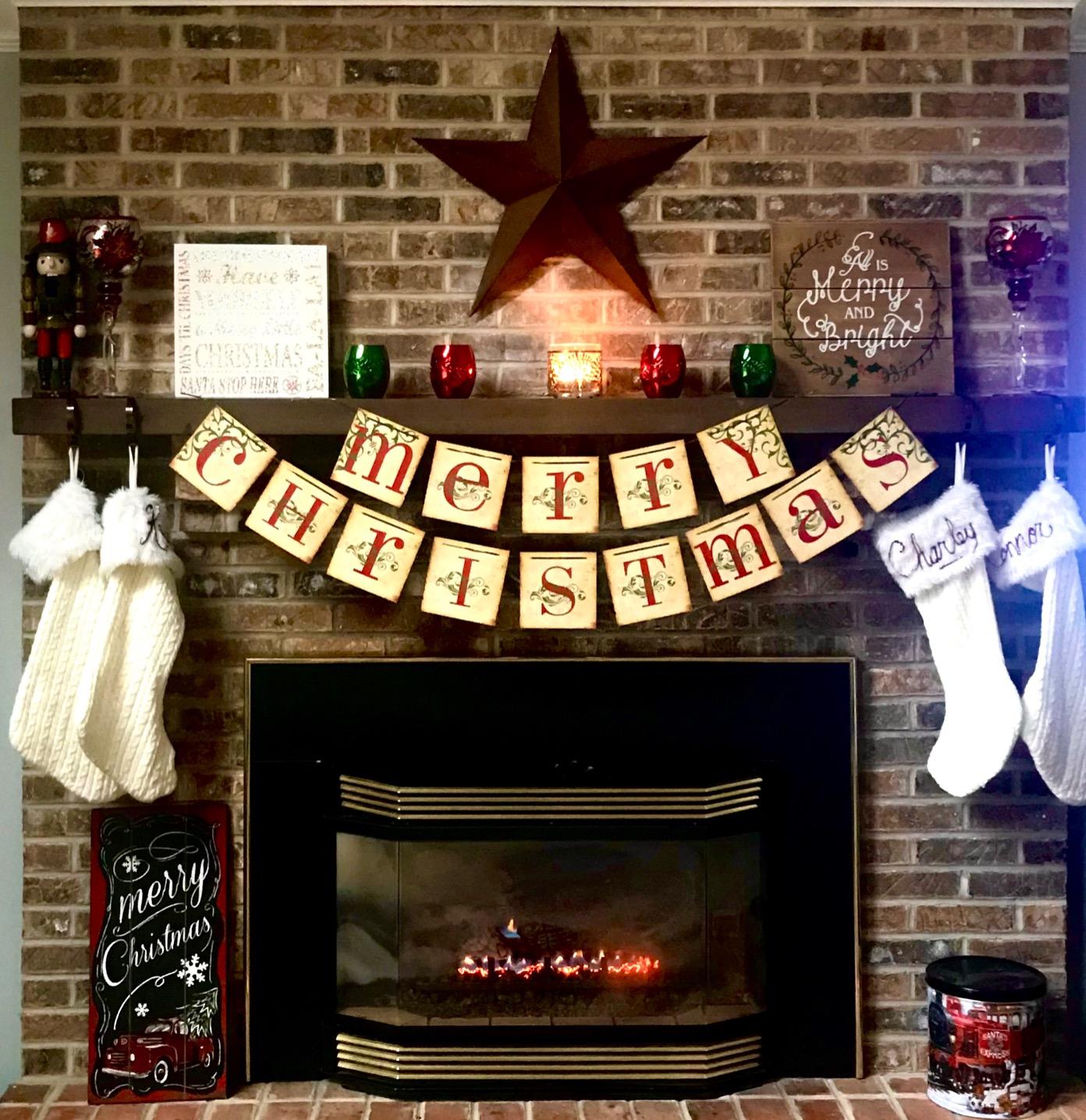 Merry Christmas Banner Vintage Xmas Banner Retro Christmas Banner Christmas Decorations Retro Nostalgic Traditional Old Fashioned Victorian Xmas Holiday Decor for home mantel Fireplace