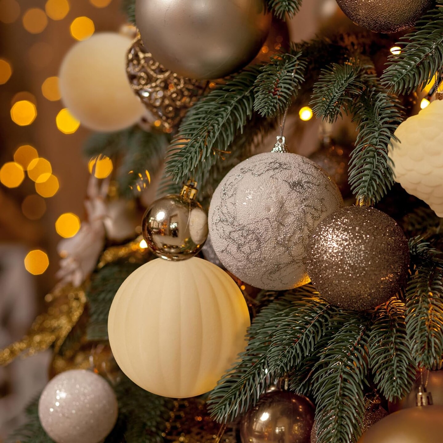 Velvet Christmas Balls Cream White 25pcs Flocked Christmas Tree Ornaments Assortment for Xmas Tree Holiday Decor