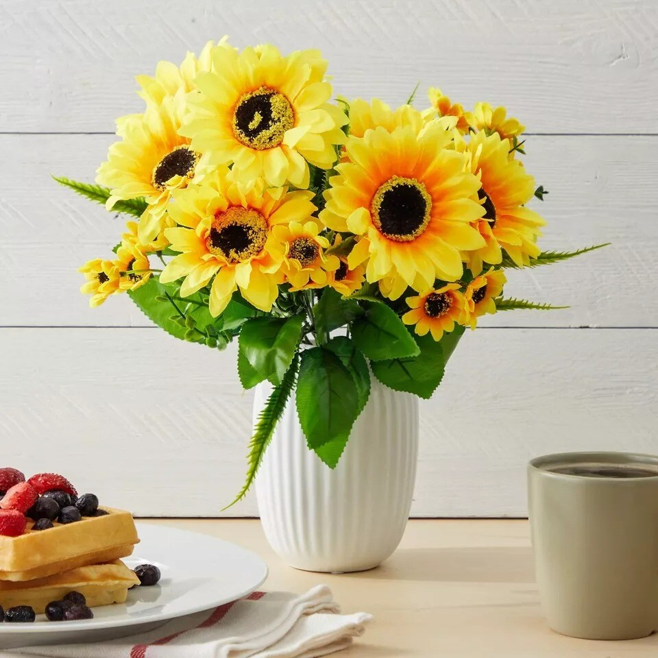 2 Bunches Artificial Sunflowers with Stems for Centerpieces, 13.5 in, Yellow