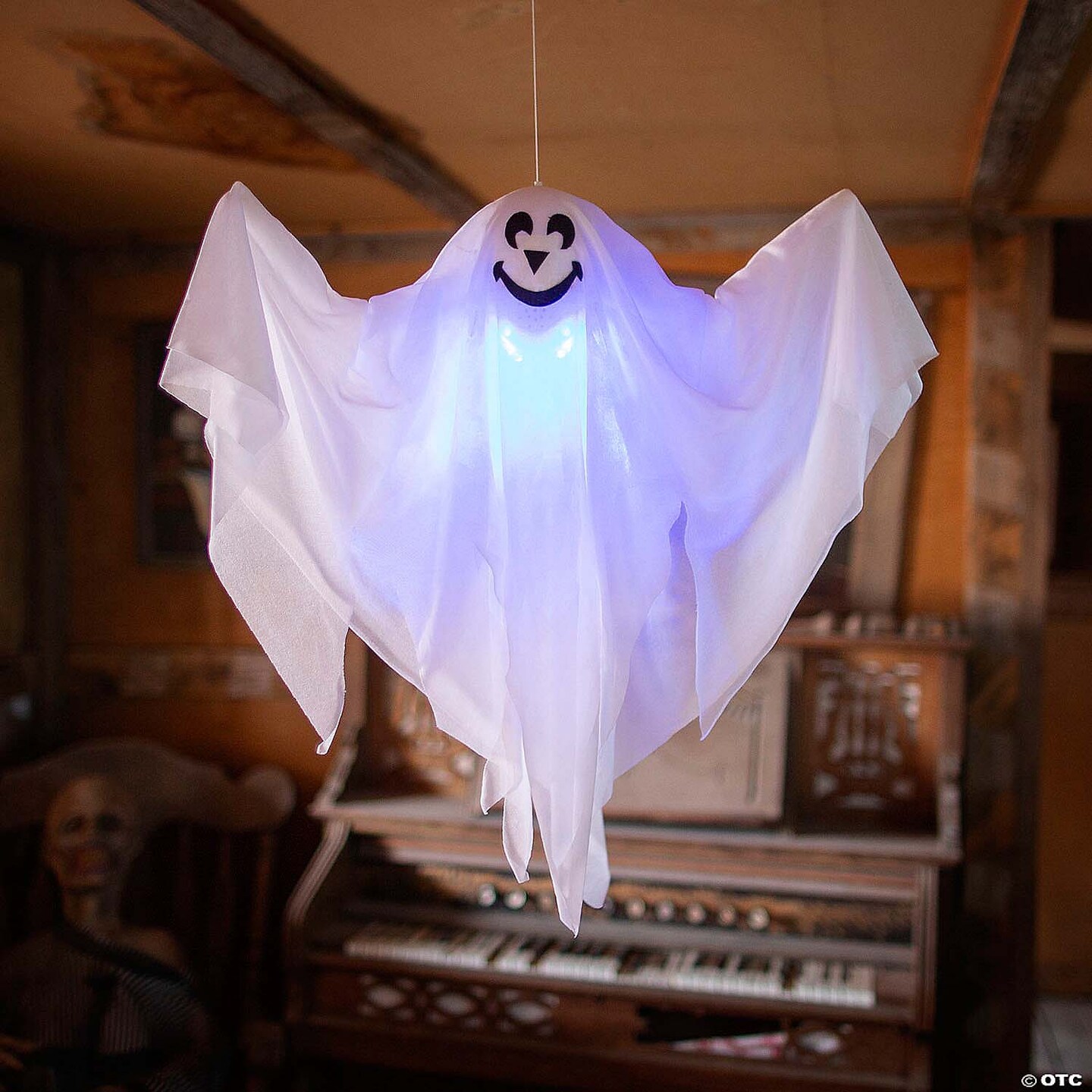 19 3/4&#x22; x 20 3/4&#x22; Hanging Light-Up Smiling Ghost Halloween Decoration