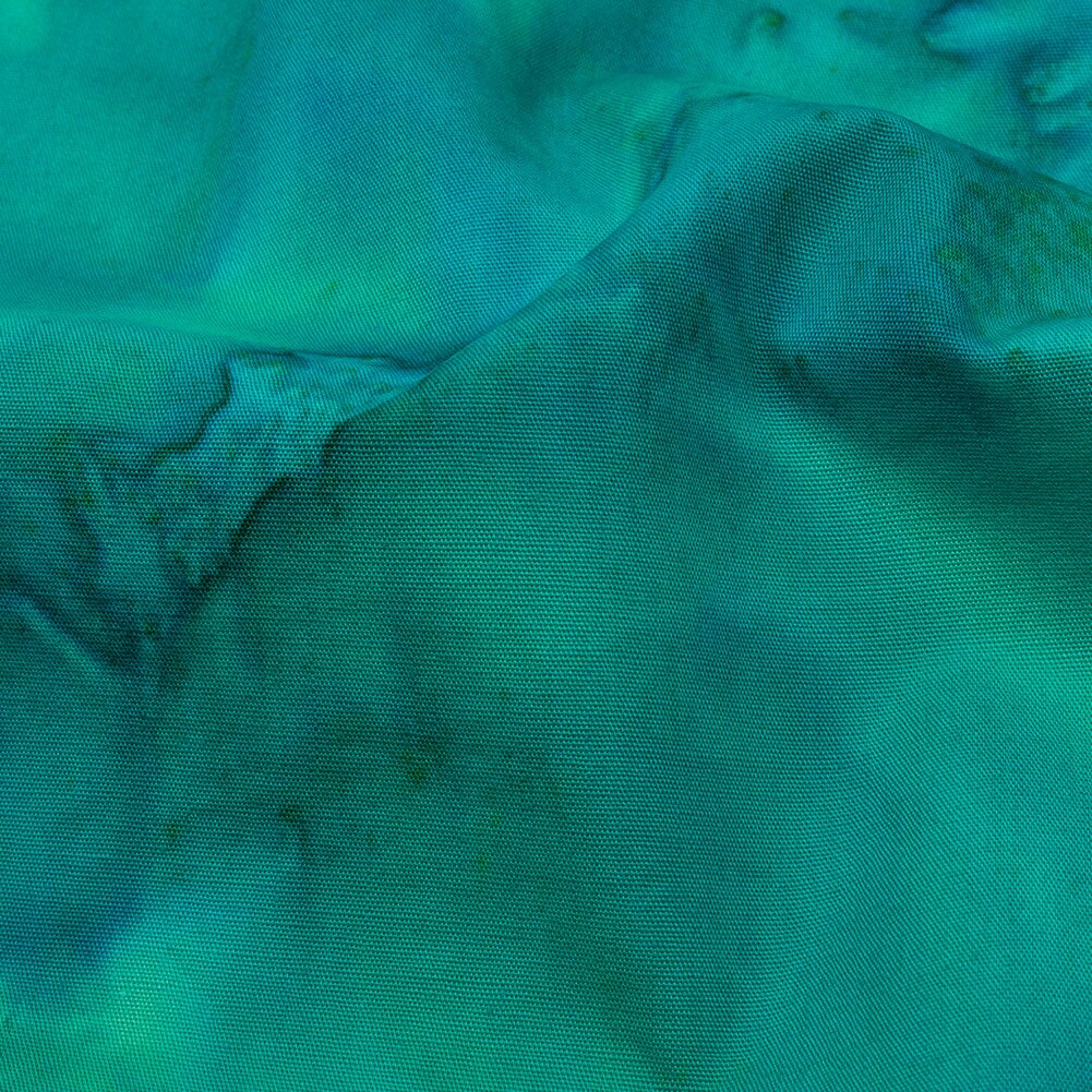 1 Yard Island Batiks Foundation Basics Bermuda Abstract Quilting Cotton