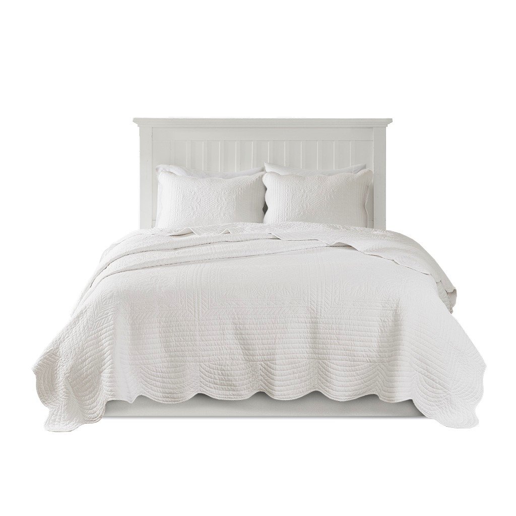 Gracie Mills Salvatore 3-Piece Reversible Quilt Set Cotton Microfiber Scalloped Edge