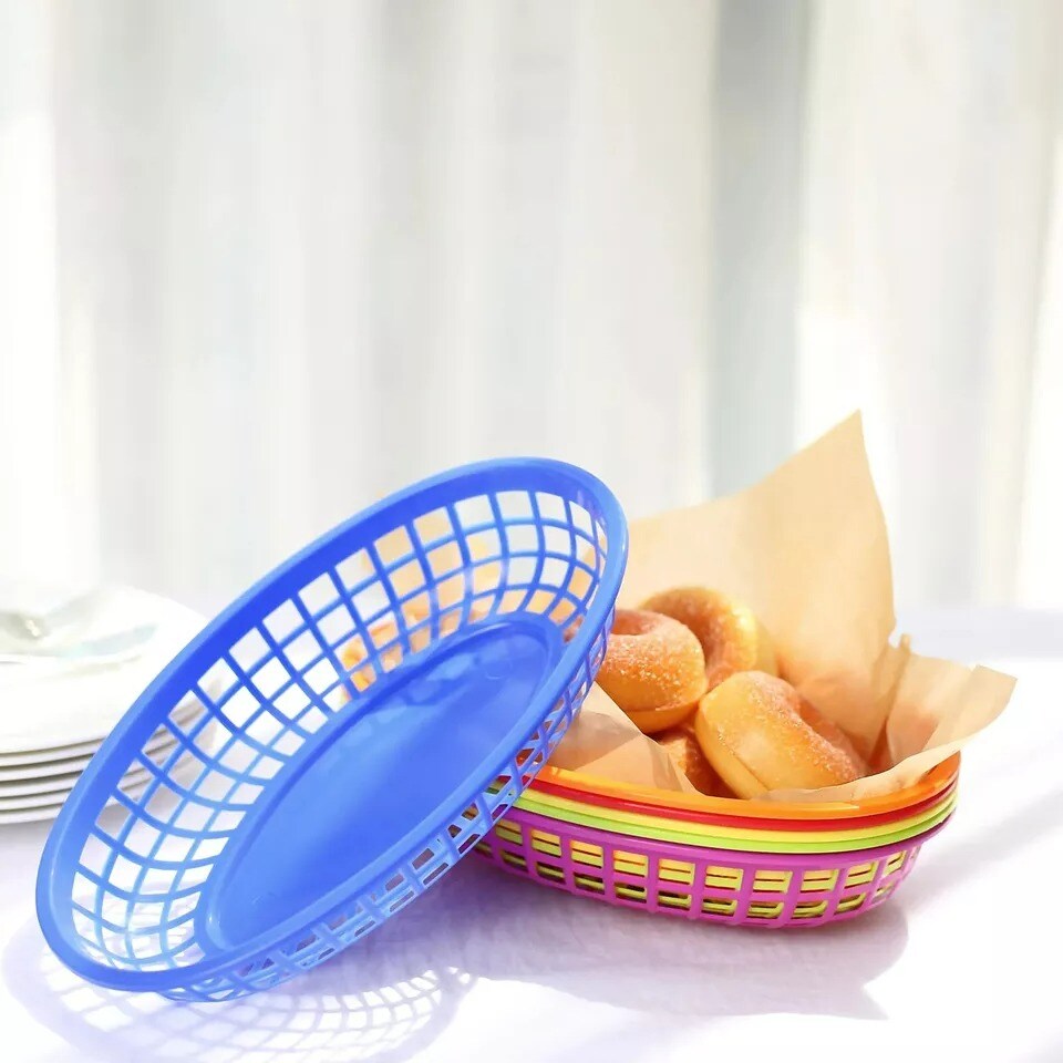 6 Assorted Oval Plastic Food Baskets 50 Wax Paper Liners Party Events Supplies