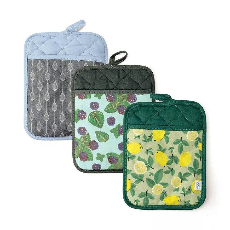 Krumbs Kitchen Farmhouse Berry Silicone / Cotton Pot Holder 10x7 inches